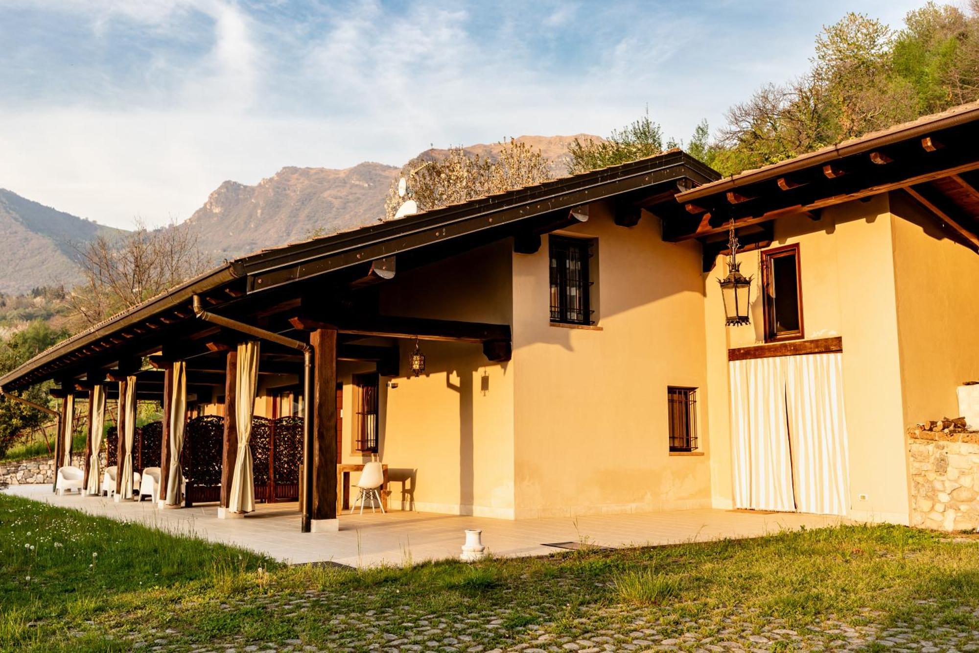 Agriturismo Da Gesi Sale Marasino Exterior foto